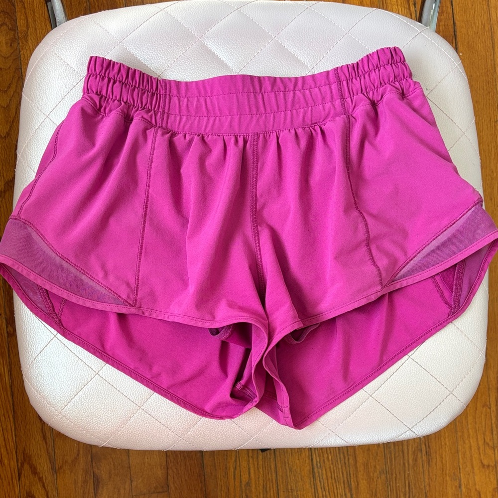 lululemon hotty hot shorts